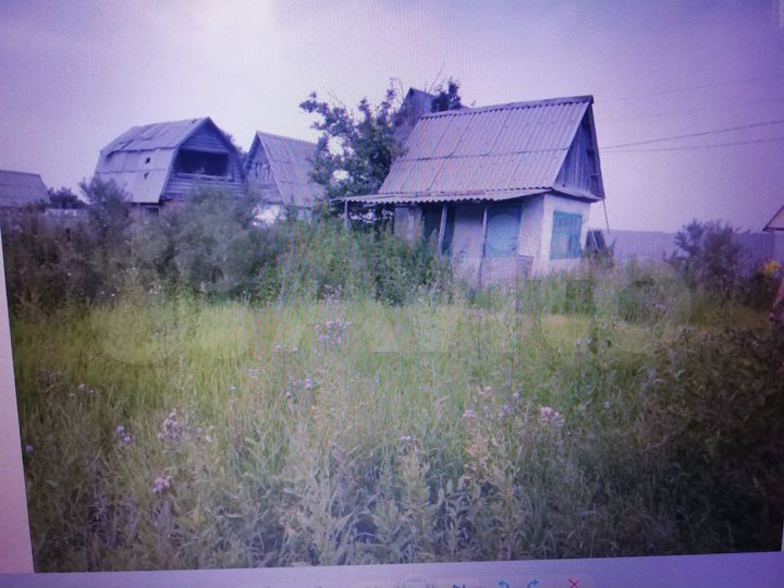 Дача 15 м² на участке 4 сот.