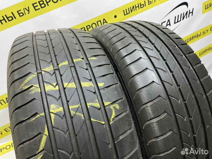 Goodyear EfficientGrip 215/60 R16