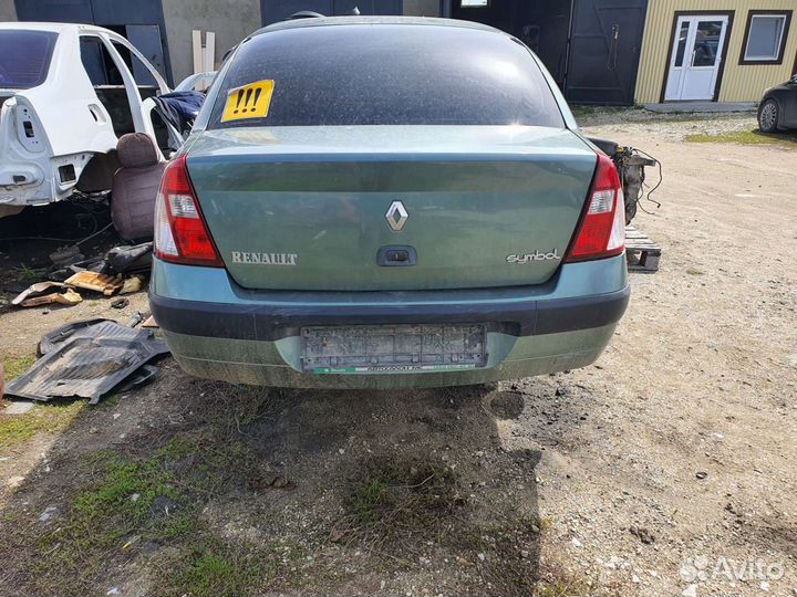 В разборе Renault Symbol 1.4