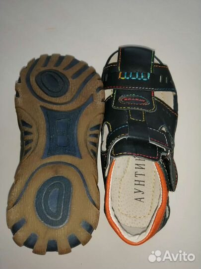 Сандалии новые размер 28