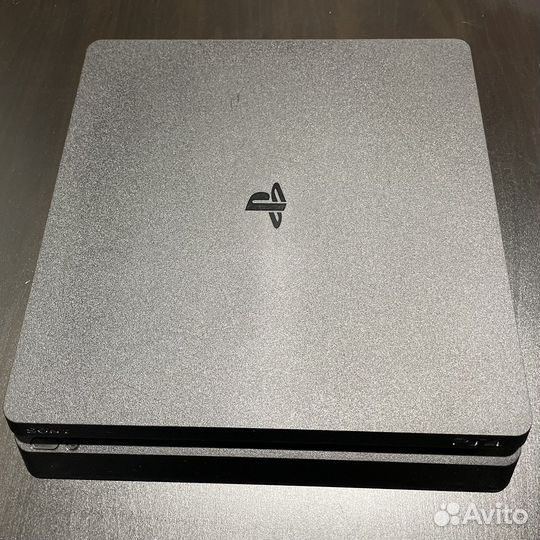 Игровая приставка ps4