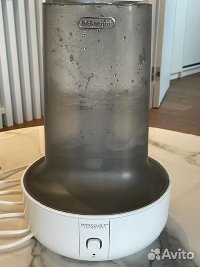 Увлажнитель воздуха DeLonghi Microcloud tec UHX 17