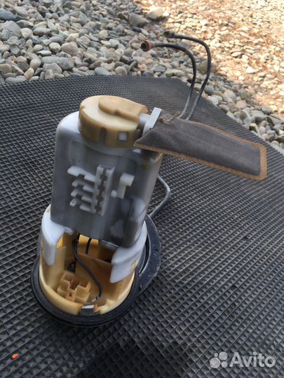 Toyota funcargo бензонасос, трубка