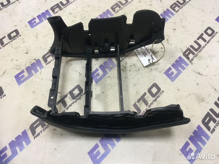 Накладка центральной консоли бмв 730D F01 седан