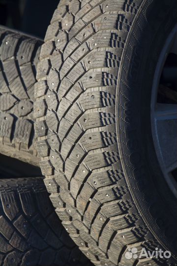 Gislaved Nord Frost 200 SUV 215/65 R16 102T