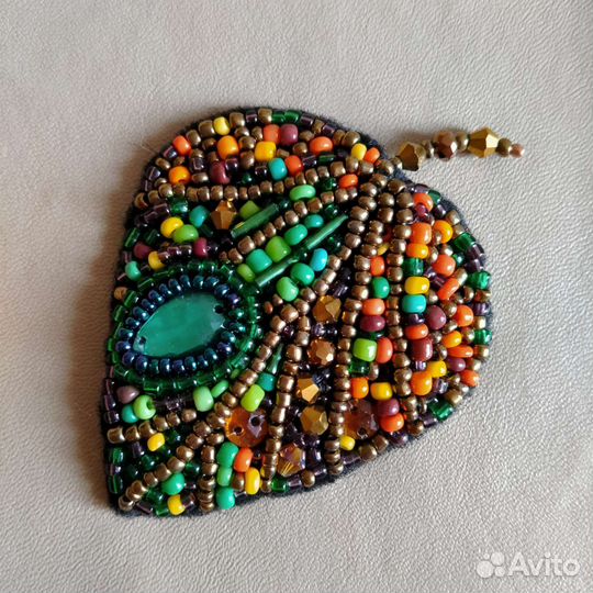 Аппликация из бисера пришивная