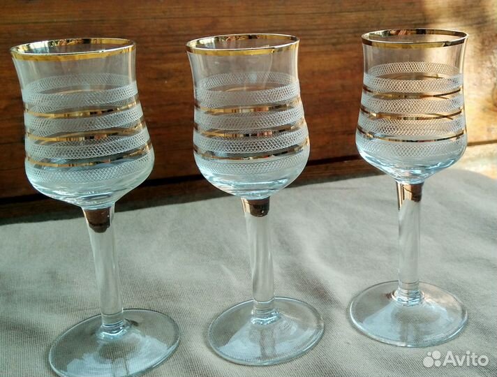 Рюмки хрустальные с позолотй, СССР, 5 шт