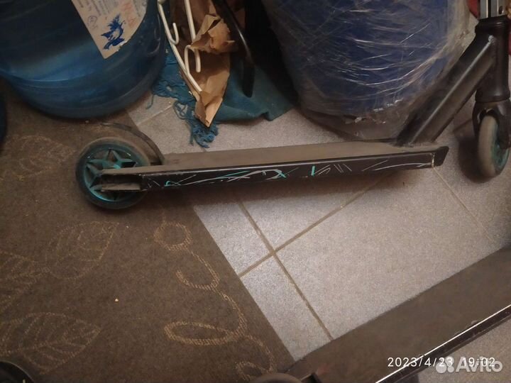 Трюковой самокат explore