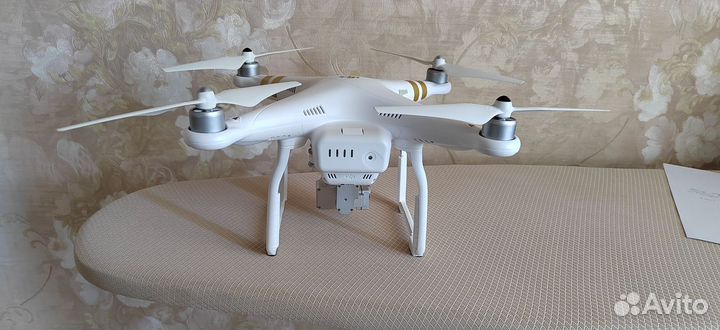 Квадрокоптер dji phantom 3 SE