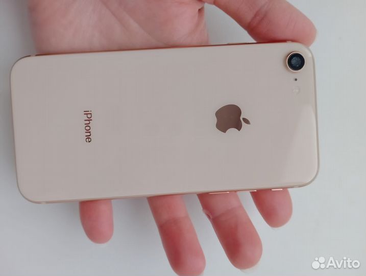 iPhone 8, 64 ГБ