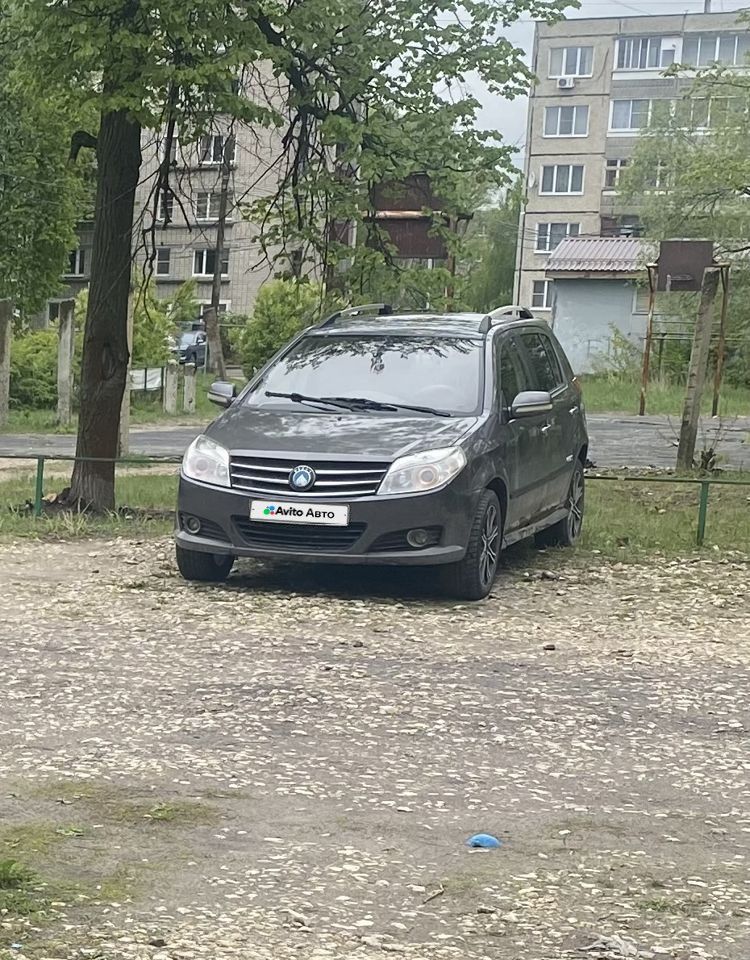 Geely MK Cross