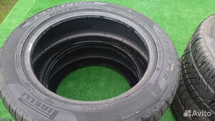 Pirelli Scorpion Winter 235/55 R18 104H