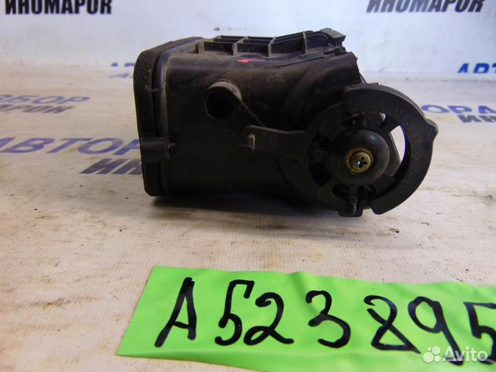 Дефлектор воздушный для Mitsubishi Lancer IX 2000