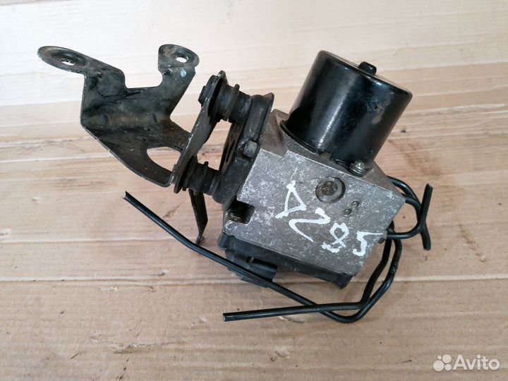 Блок ABS Volkswagen Passat B6 3C0614095P