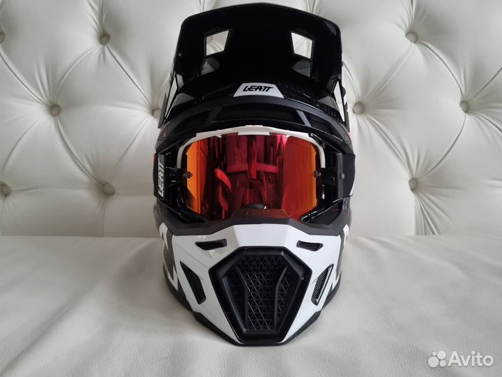 Kpocc-Эндypo шлем Leatt 9.5 V23 +oчкu Velocity 6.5
