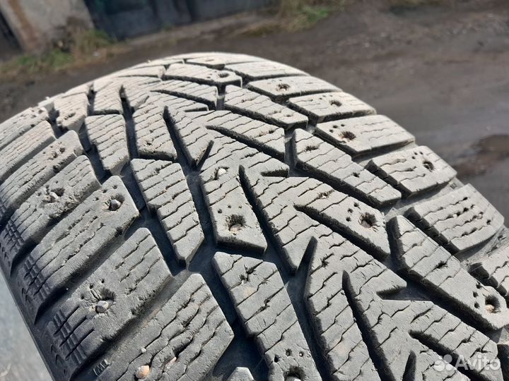 Nokian Tyres Nordman 7 215/60 R16