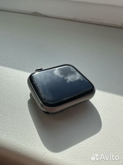 Apple watch series 5 40mm