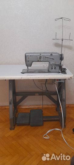 Швейная машинка 
