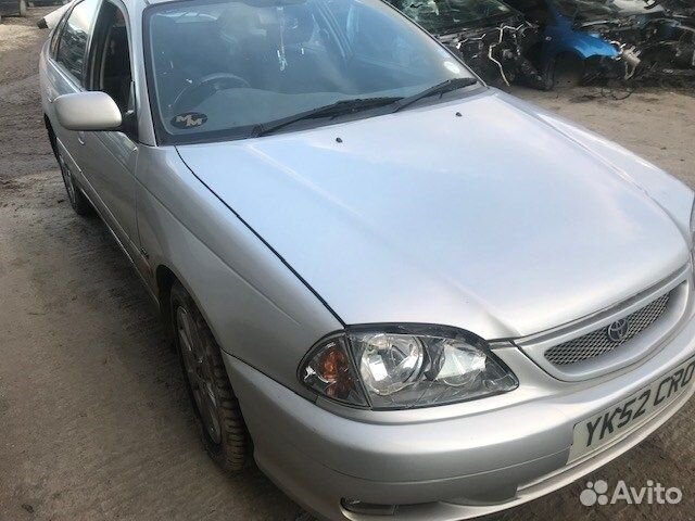 Разбор на запчасти Toyota Avensis 1