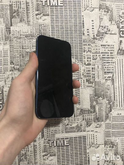iPhone 12, 64 ГБ