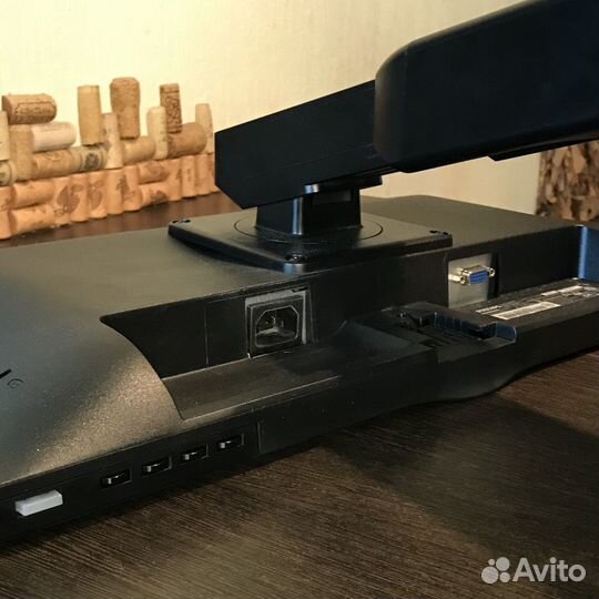 Монитор philips 223V5L