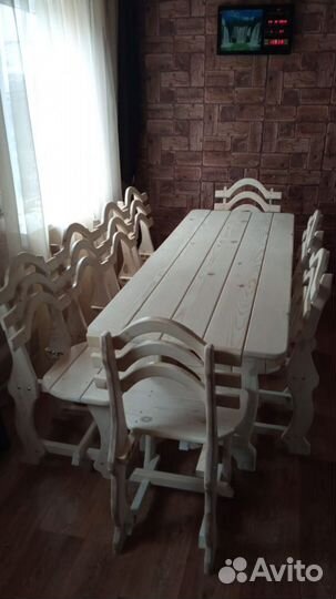 Стул деревянный