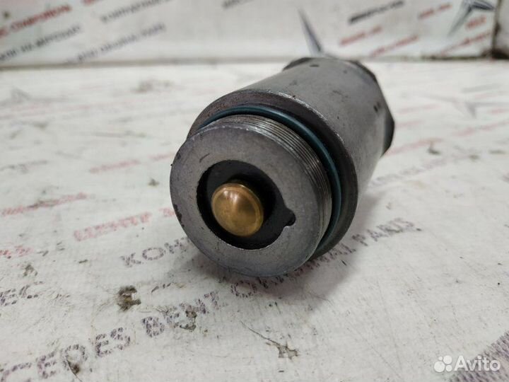 Клапан масляной системы om651 Mercedes