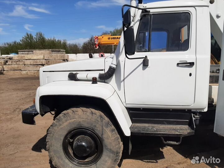 Автовышка агп -22