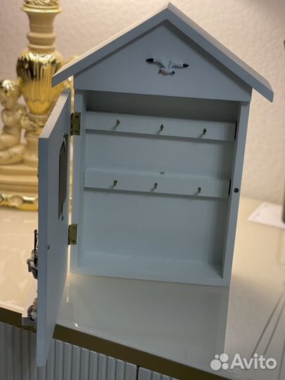 Ключница настенная