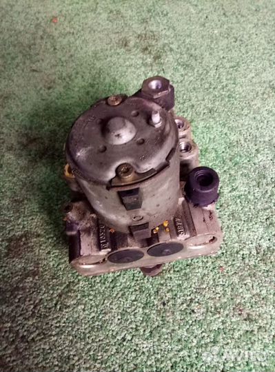 Блок abs Mercedes-Benz W210