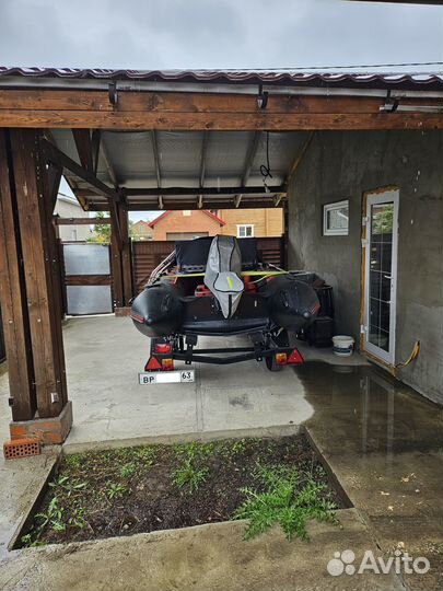 Надувная лодка gladiator E380