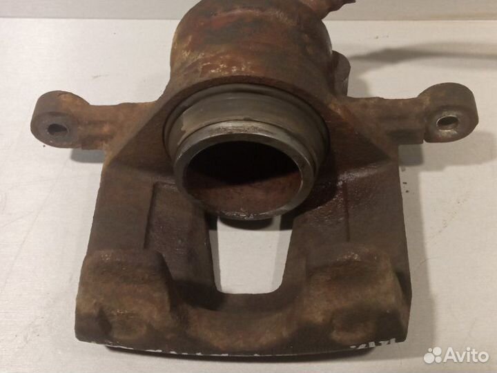 Суппорт передний правый Chevrolet Lacetti хэтчбек