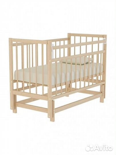Детская кроватка с маятником