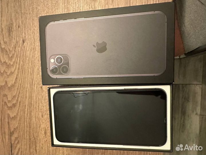 iPhone 11 Pro Max, 64 ГБ