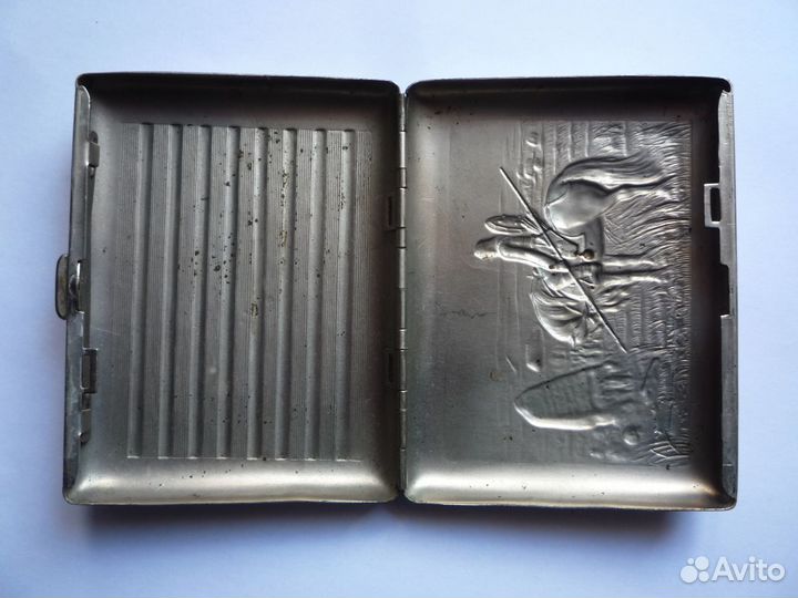 Портсигары СССР Парашютисты Богатырь у камня