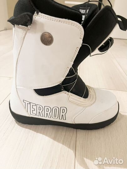 Продам сноубордические ботинки Terror