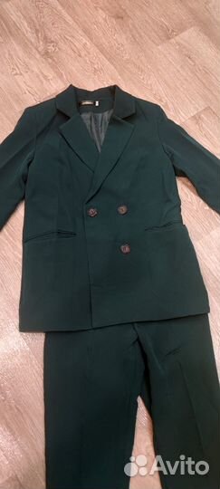 Продам classic костюм