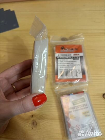 Протекторы для карт Panteon