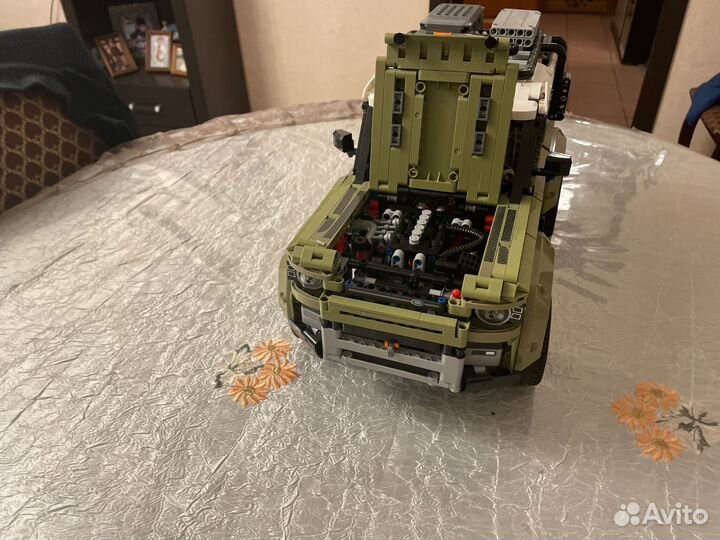 Lego technic land rover