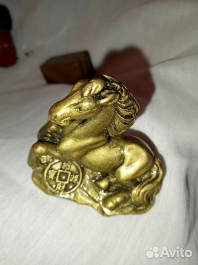 Статуэтки миниатюрные