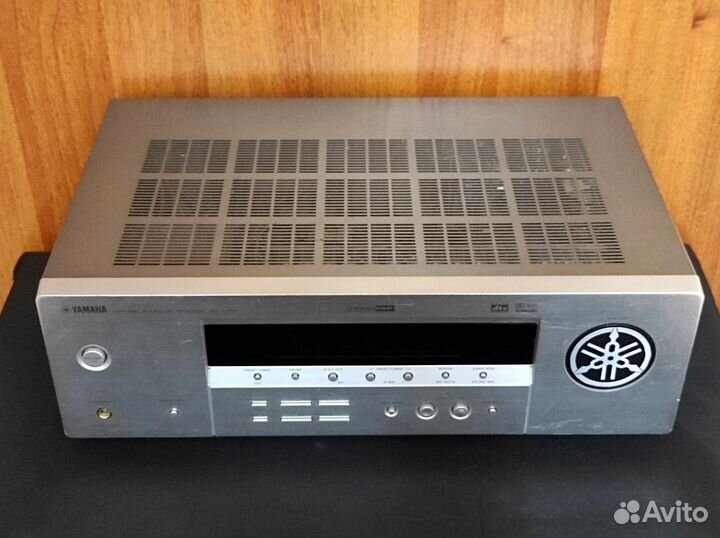 Ресивер Yamaha RX-V350 (525 Вт: 105х5)