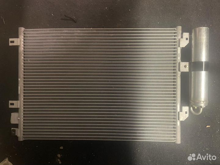 Радиатор кондиционера Clio 2