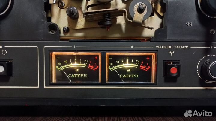 Катушечный магнитофон Сатурн 202-2с