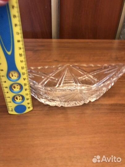 Хрустальная конфетница