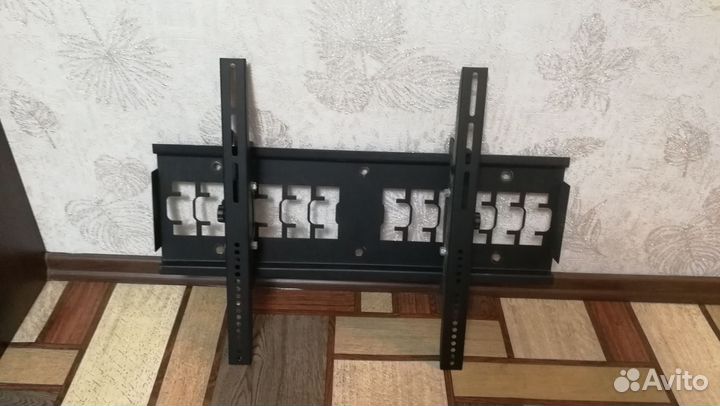 Крепление для телевизора