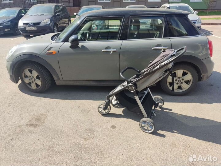 Прогулочная коляска Baby Jogger City Mini 2