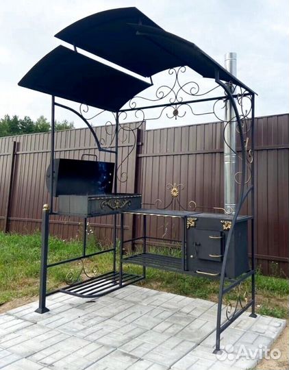 Мангал с крышей