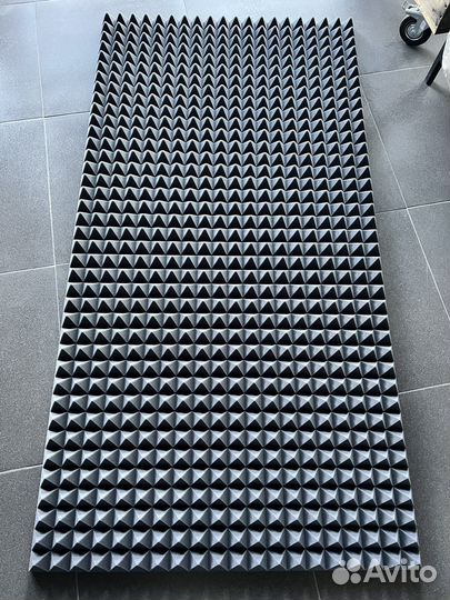 Акустический поролон Пирамида 2х1м в наличии