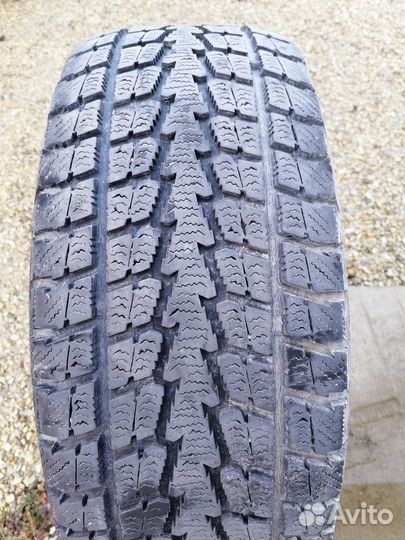 Toyo Winter Tranpath S1 265/70 R15