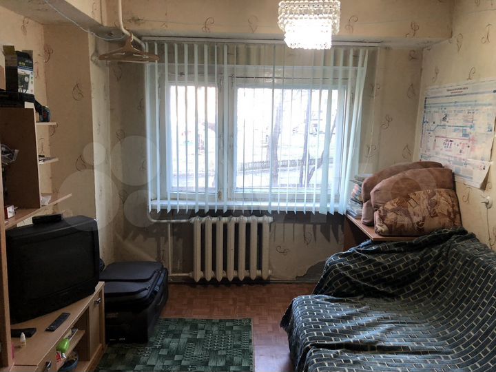 Комната 12,9 м² в 2-к., 1/5 эт.